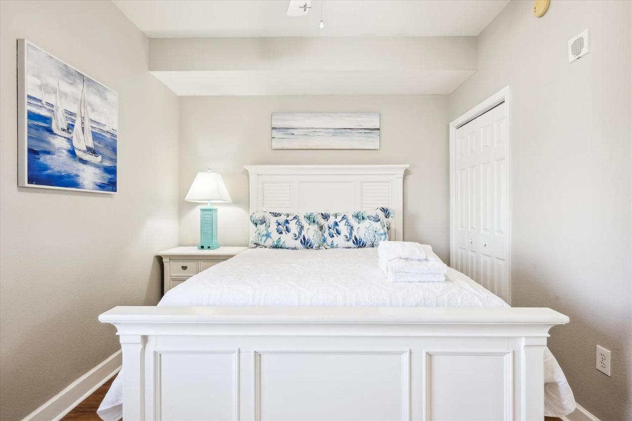 Gone Coastal - Tidewater Beach Resort #2410 By Book That Condo Панама-Сити Экстерьер фото